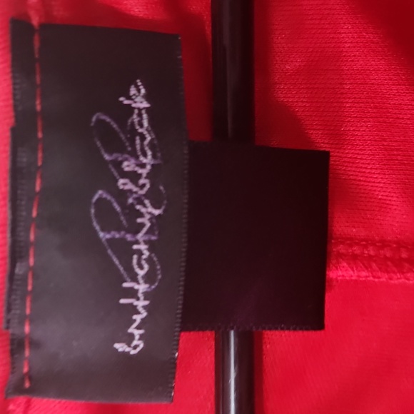 Red Textured Blouse - Picture 3 of 3